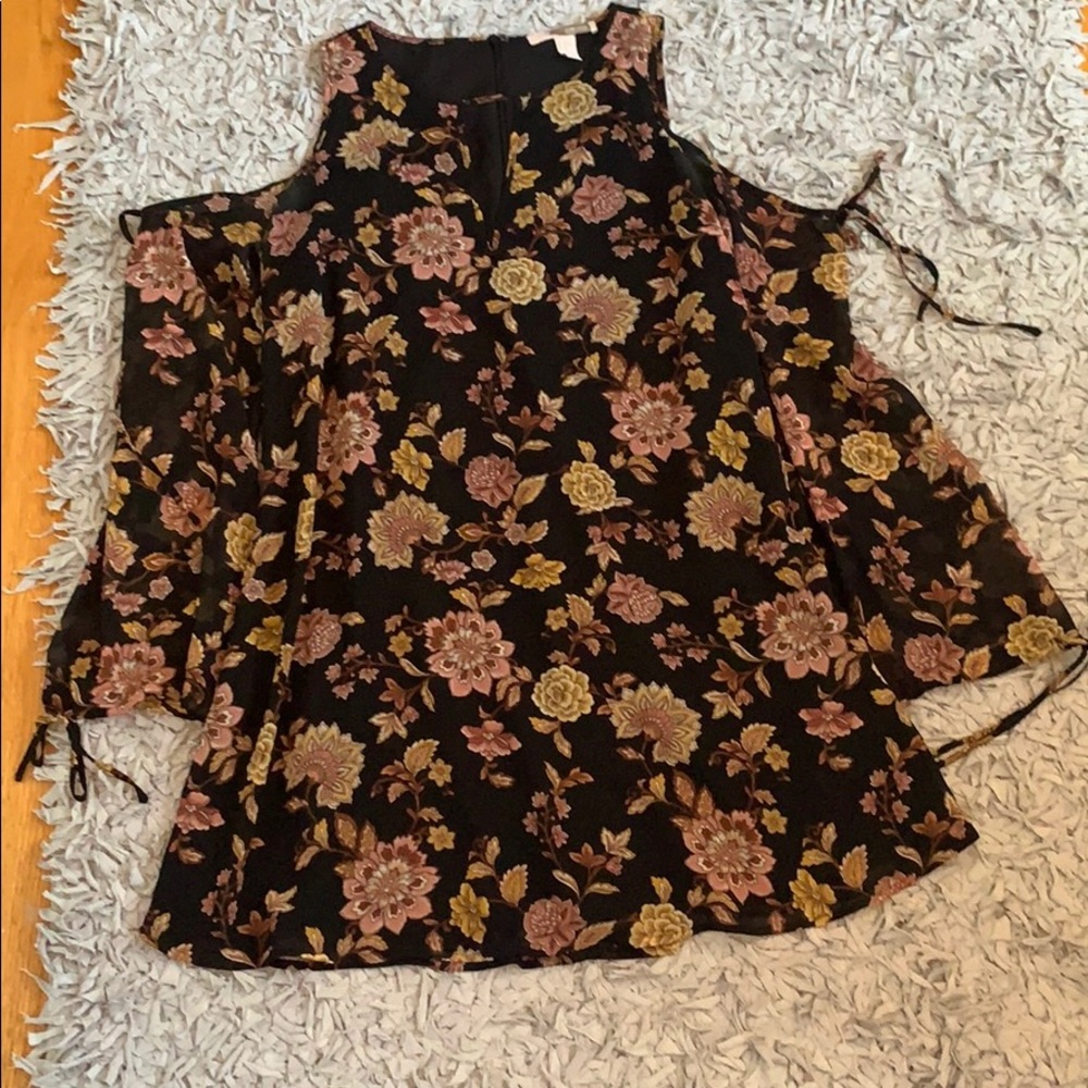 Cold shoulder floral dress